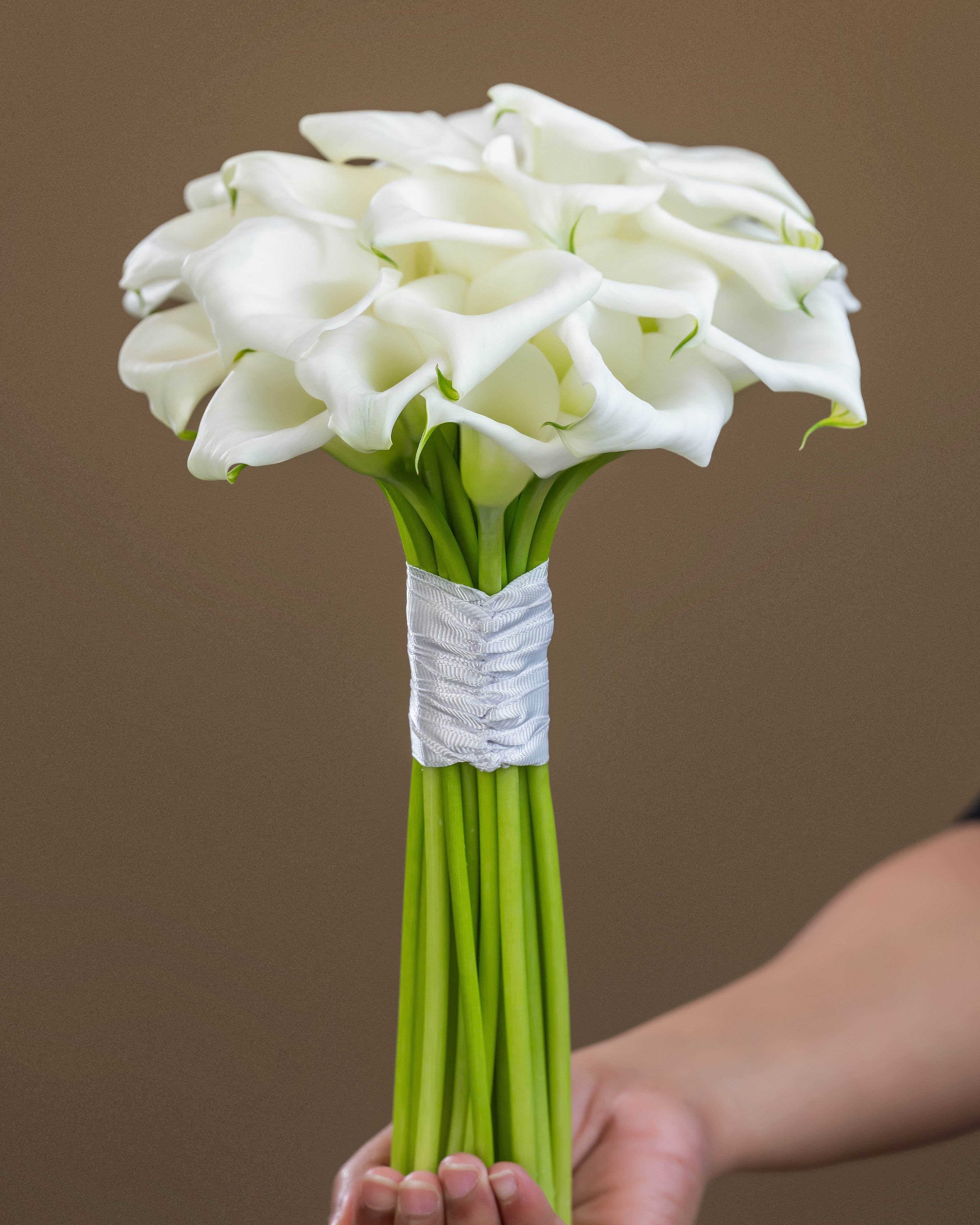 Calla Llc Calla lily bridal bouquet – Tulip Flowers Tr LLC.