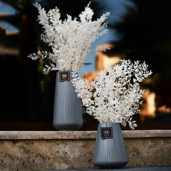 Elegance White Dry Flower Arrangement - Tulip Flowers Tr LLC.