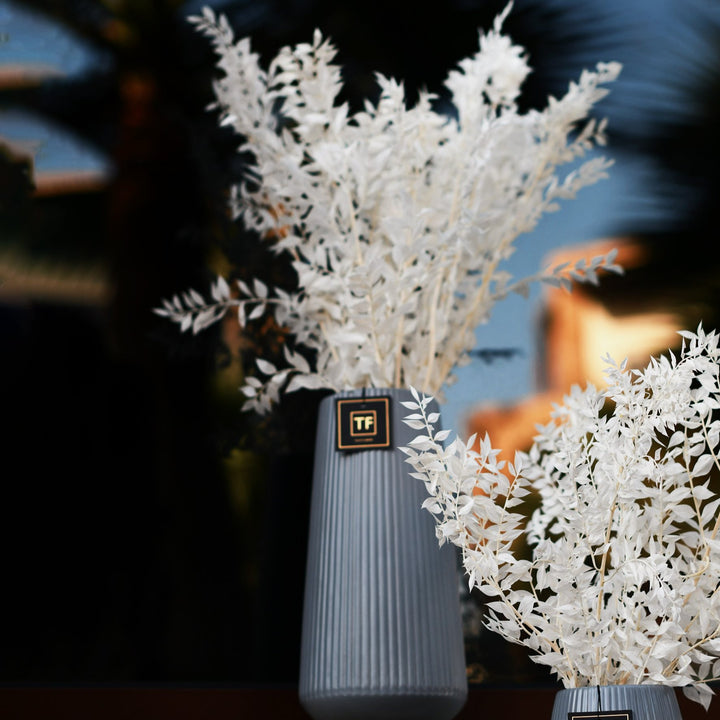 Elegance White Dry Flower Arrangement - Tulip Flowers Tr LLC.