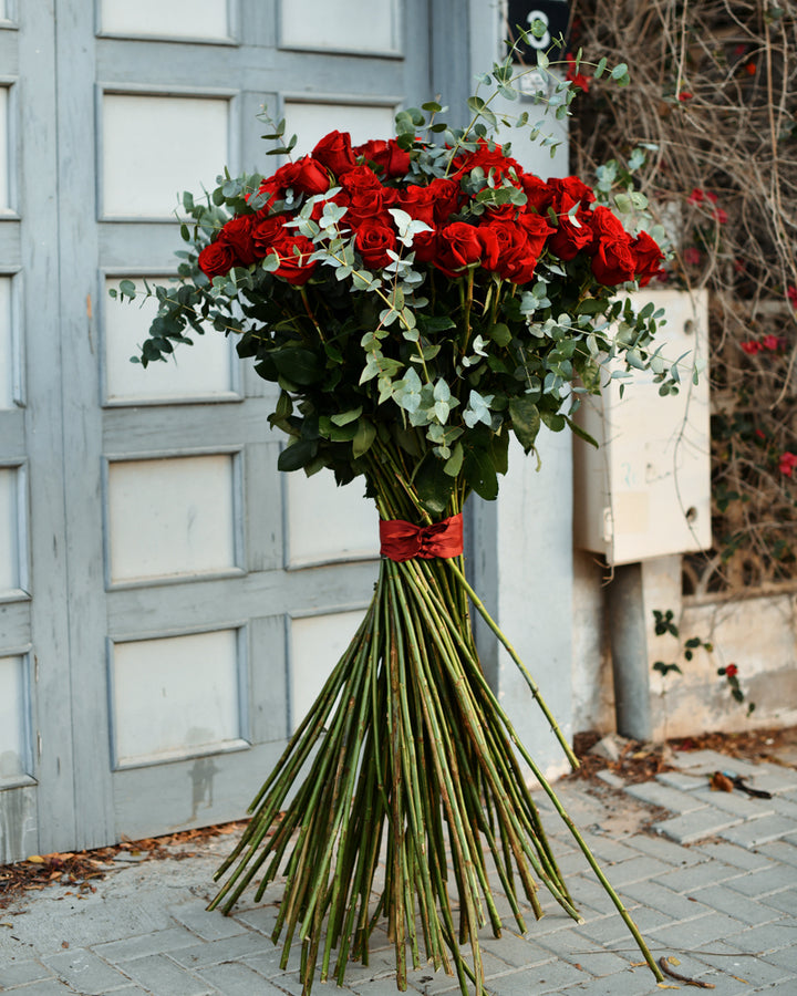 TF Grande Red Roses - Tulip Flowers Tr LLC.