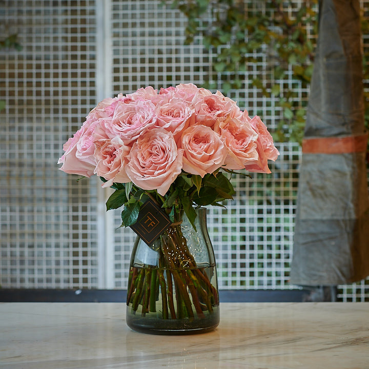 Pink Rose Flower Vase - Tulip Flowers Tr LLC.